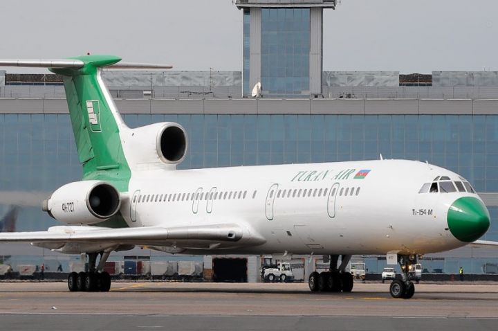 Azərbaycanda özəl aviaşirkət BAĞLANDI