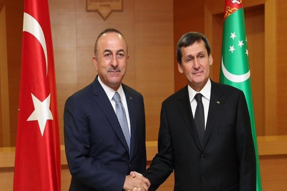 Nazirlər liderlərin görüşünü müzakirə etdilər