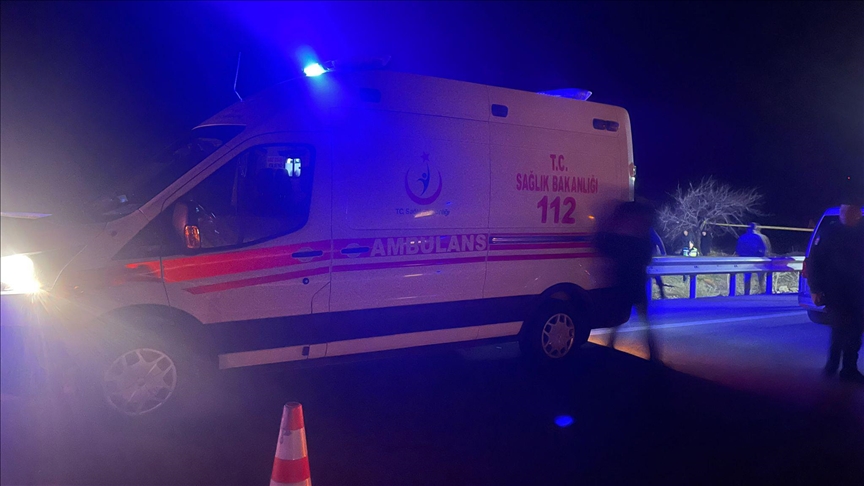 Yük maşını aşdı - 7 nəfər öldü