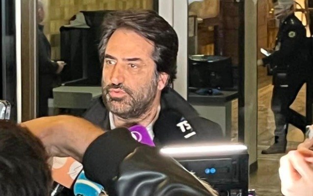 Mahsun Kırmızıgül 17 ildən sonra Bakıya gəldi - FOTO