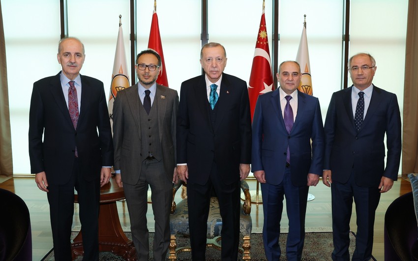Ərdoğan YAP nümayəndə heyətini qəbul etdi 