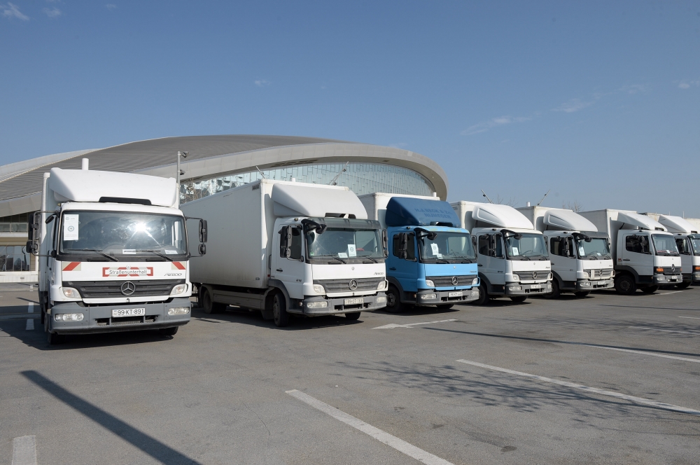 AHİK daha 5900 ailəyə bayram sovqatı göndərib - FOTOLAR