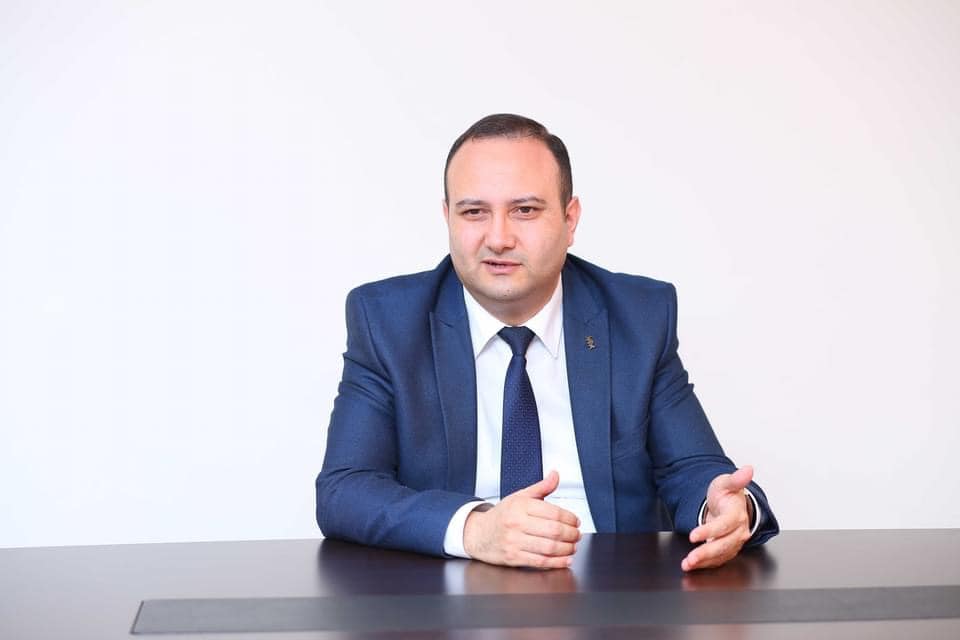 İran İslamı və şiəliyi təmsil etmir - REKTOR