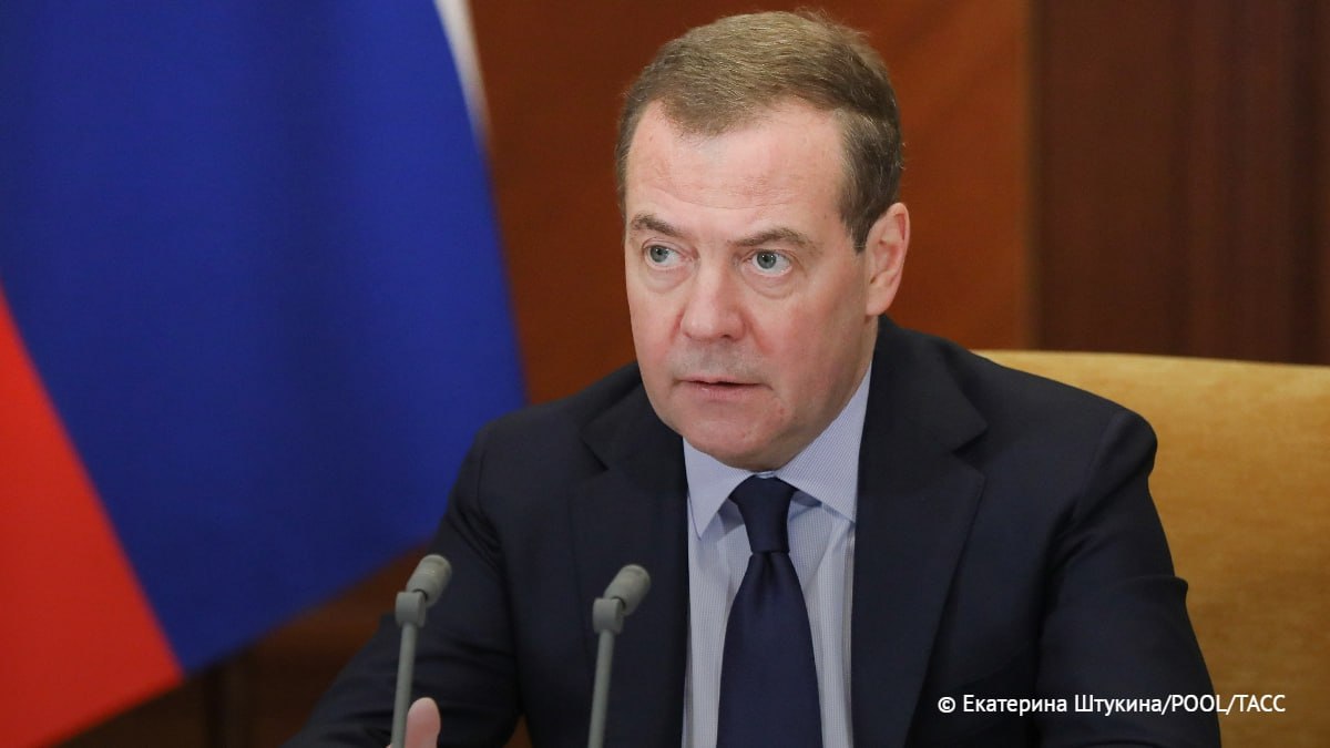 Medvedev ABŞ PUA-sının vurulmasından DANIŞDI