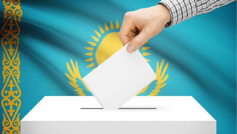 Nazarbayev səs verdi - FOTO