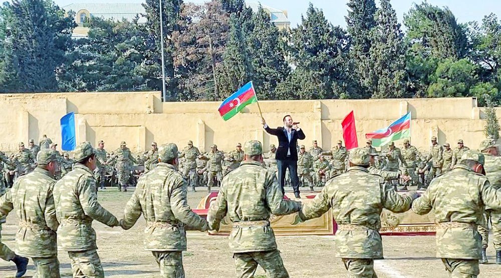 Ordumuzda bayram şənliyi - FOTOLAR