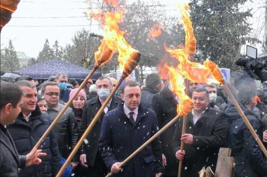 Qaribaşvili Gürcüstan azərbaycanlılarını TƏBRİK ETDİ