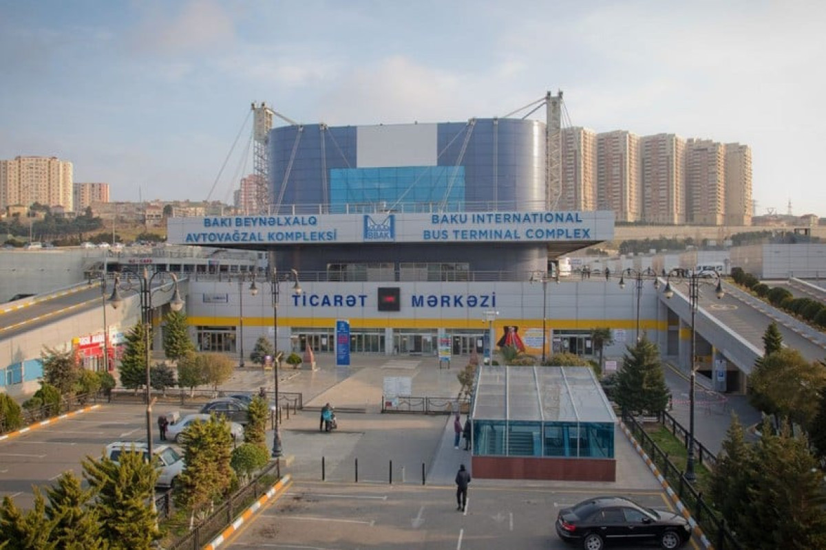 Bayramda regionlara 3400-dən çox reys həyata keçirilib