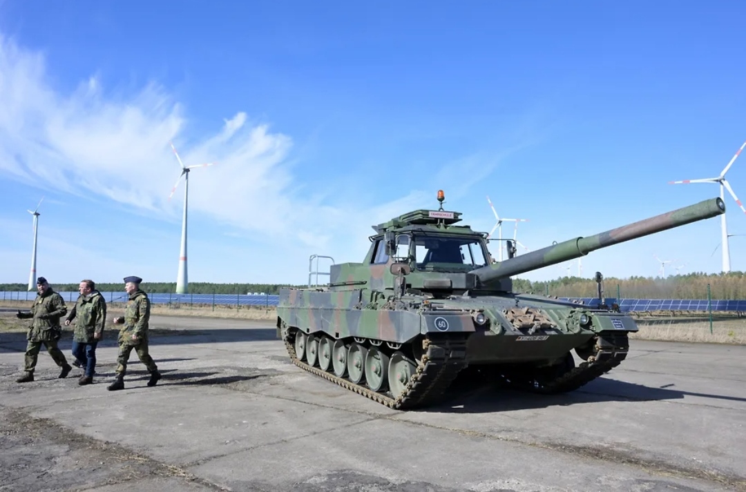 Ukraynaya Qərb tankları verildi 