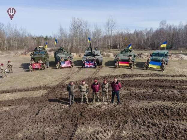 Britaniya tankları Ukraynaya gətirilib