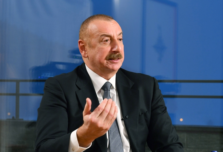 Prezident Laçına qayıdışdan danışdı