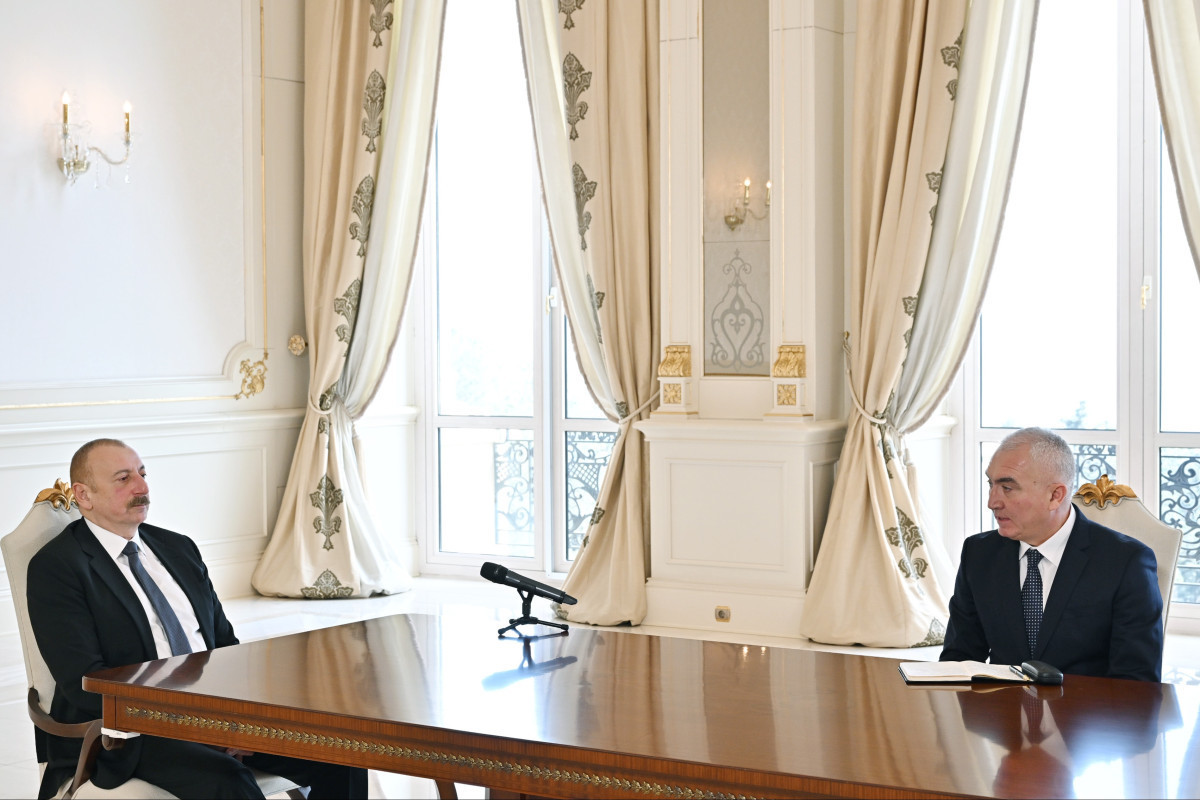 Prezident: Ölkəmizin bəzi yerlərində qanunsuz işlər görülür