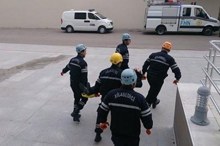 4-ü azyaşlı olmaqla 7 nəfər xilas edilib