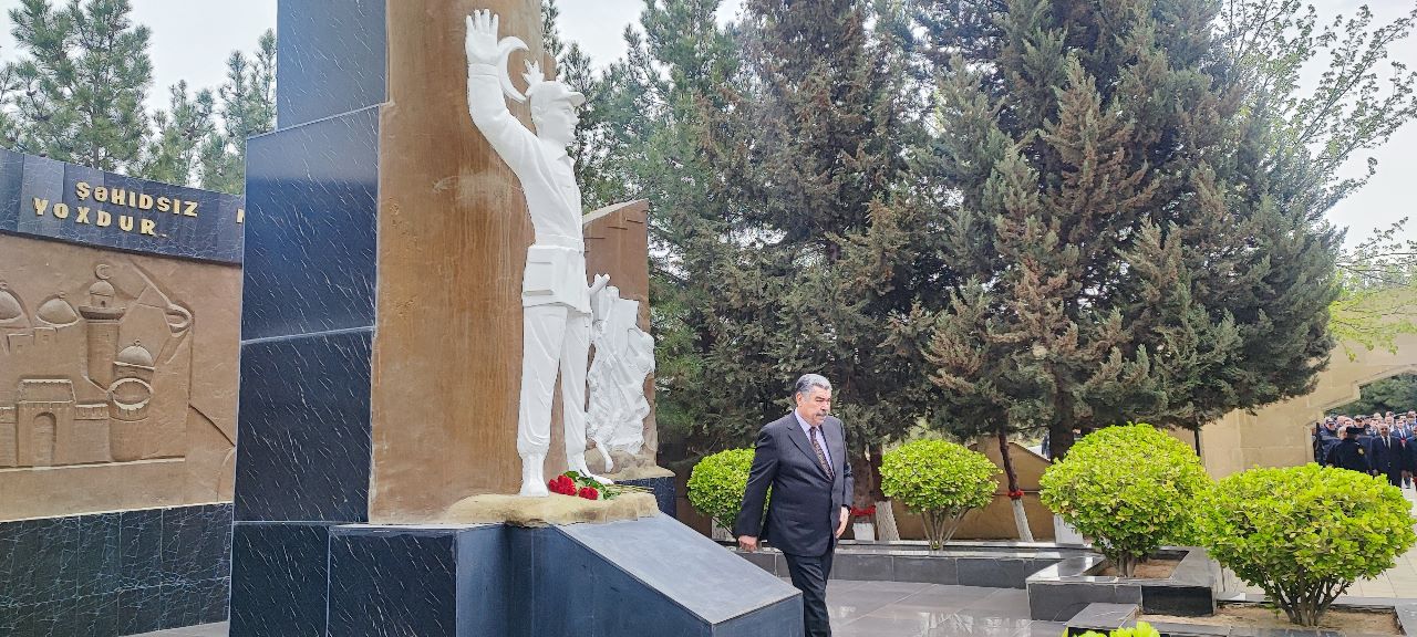 Hacıqabulda soyqırımı qurbanları anılıb - FOTOLAR