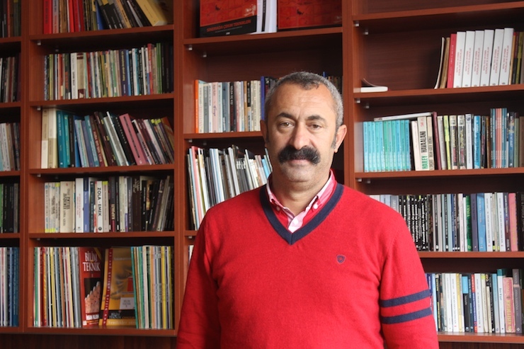 Türkiyədə bələdiyyə sədri iş saatlarını azaltdı