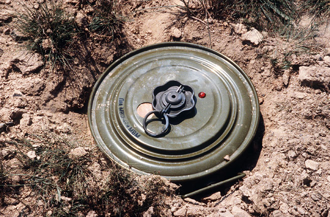 Laçında tank əleyhinə minalar aşkarlandı
