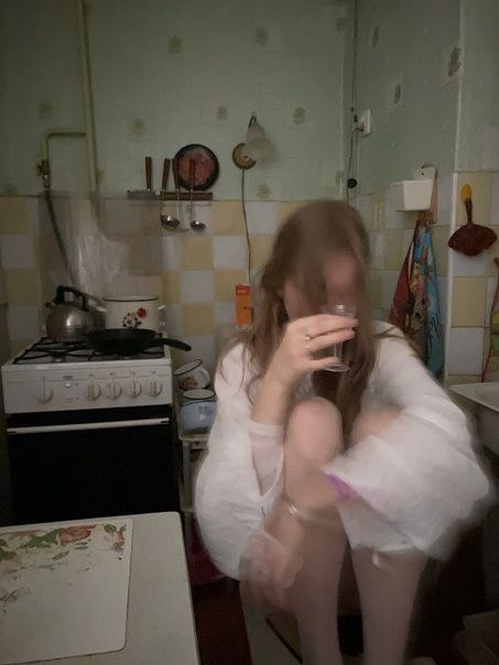 Tatarskiyə partlayıcı dolu heykəl verən qız inqilabçıdır? - FOTO+VİDEO