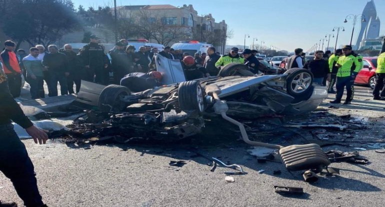 Həftəsonu yol qəzalarında 10 nəfər ölüb
