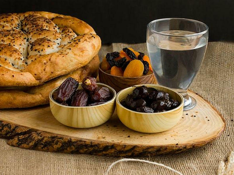 Oruc tutanlar gec qocalır