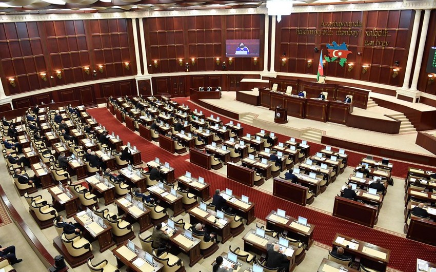 Azərbaycanda daha bir qanun ləğv edildi