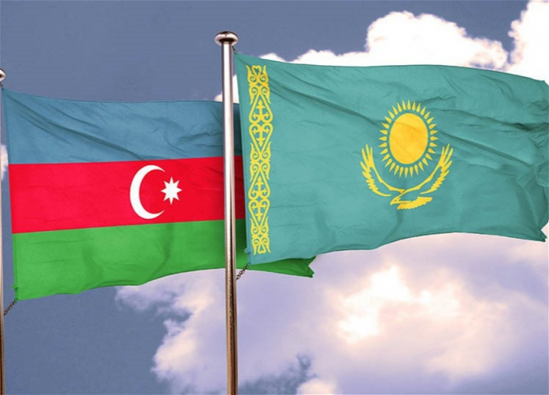 Azərbaycan və Qazaxıstan arasında sənədlər imzalandı