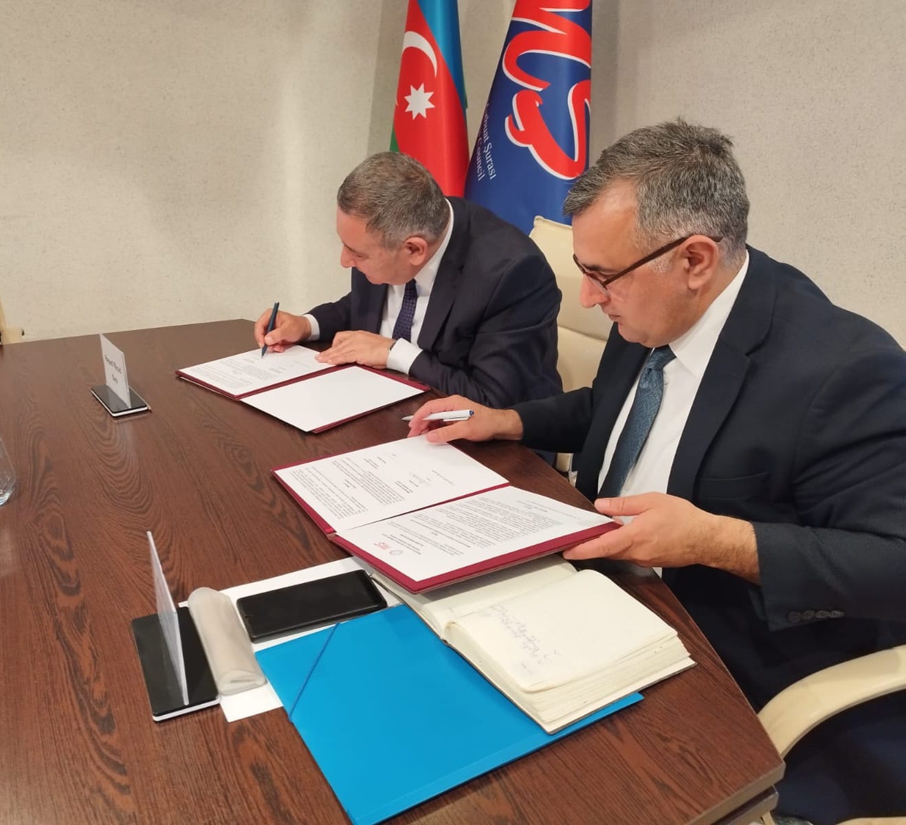 Mətbuat Şurası ilə Mediasiya Şurası arasında memorandum imzalandı