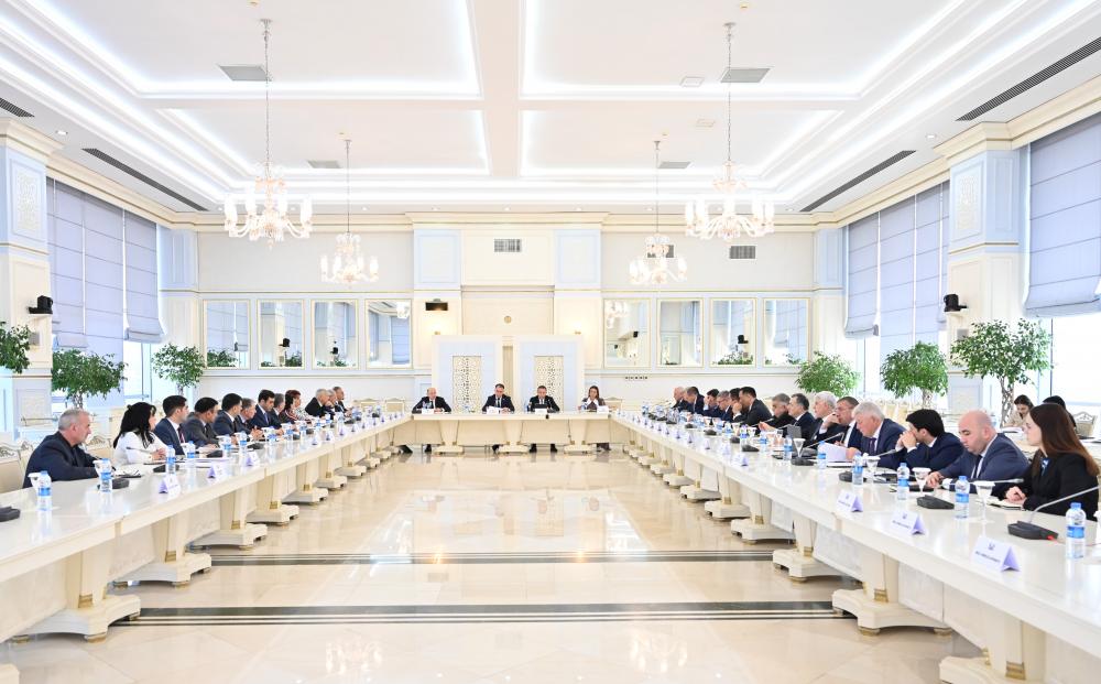 Müzakirə doğuran qanun layihəsi plenar iclasa çıxarılır