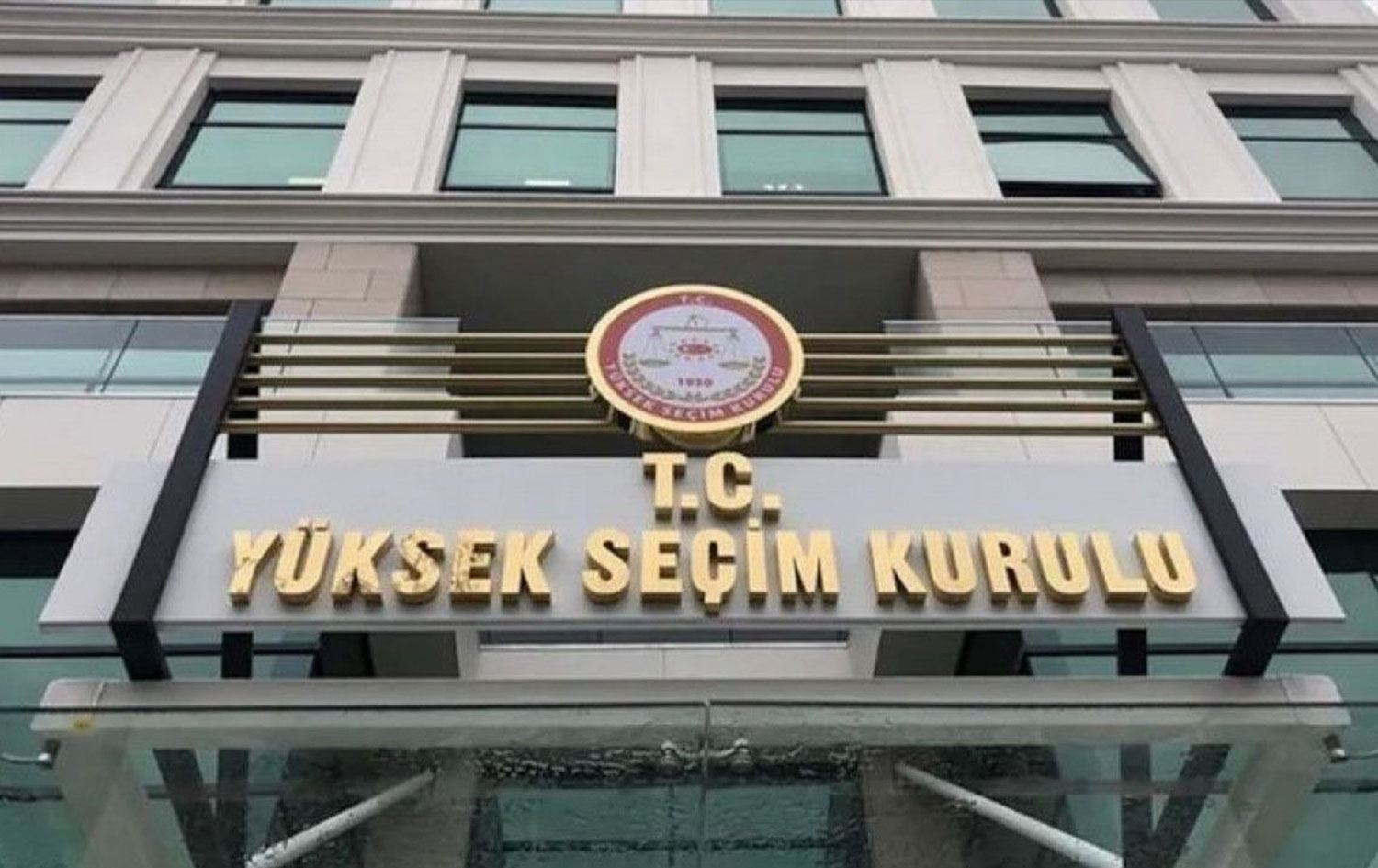 Türkiyədə püşk atıldı - İqtidar və müxalifətin yeri məlum oldu
