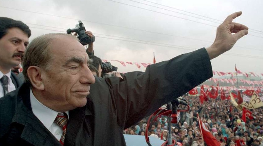 Türkeşin oğlu AKP-dən, qızı İYİ Partiyadan namizəd oldu