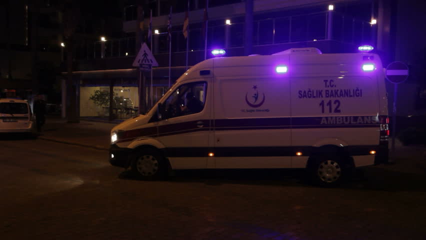 Məsciddən çıxan insanlar atəşə tutuldu - Yaralılar var