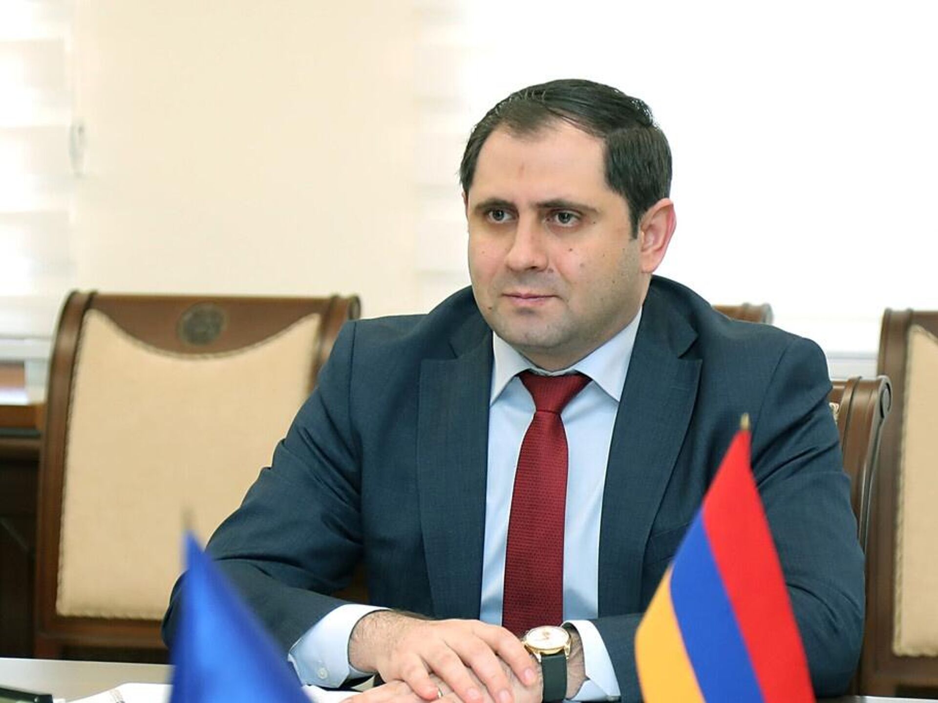 Papikyan Belçikaya getdi