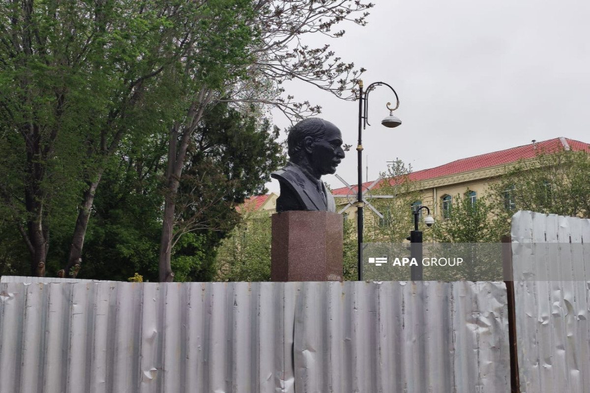 Naxçıvanda Nərimanovun abidəsi yerinə qaytarıldı - FOTO