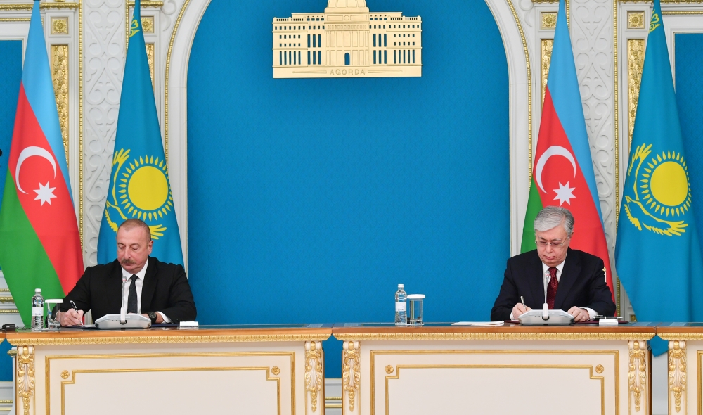 Azərbaycanla Qazaxıstan arasında bu sənədlər imzalanıb - YENİLƏNİB