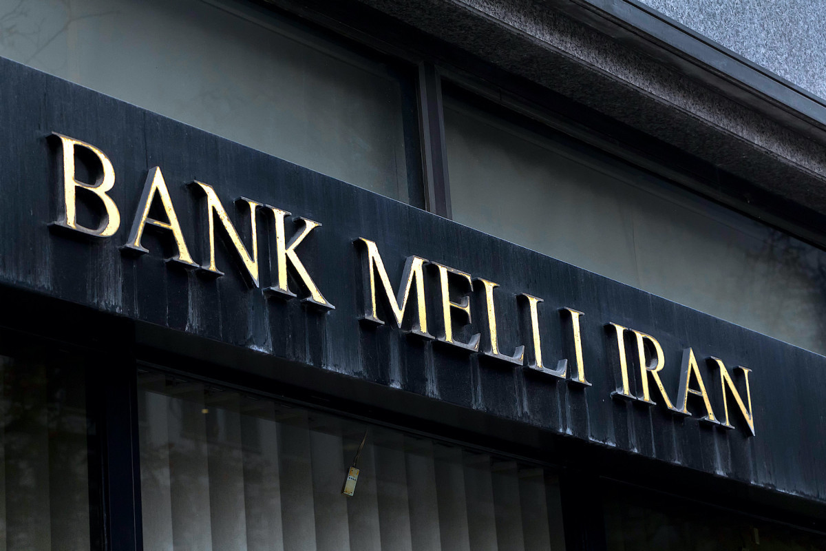 Bakıdakı İran bankının gəliri 2.3 dəfə ARTIB