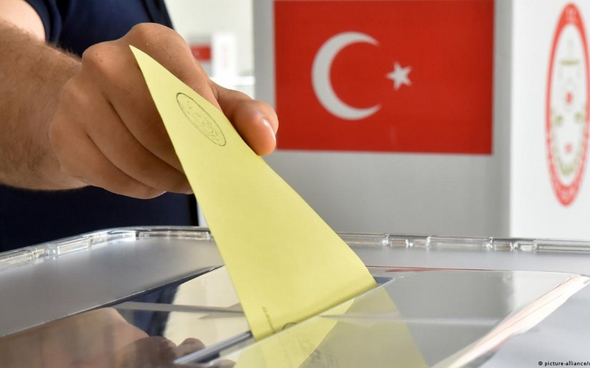 Türkiyə əhalisinin yarıdan çoxu Ərdoğanın qələbəsinə inanır - SORĞU