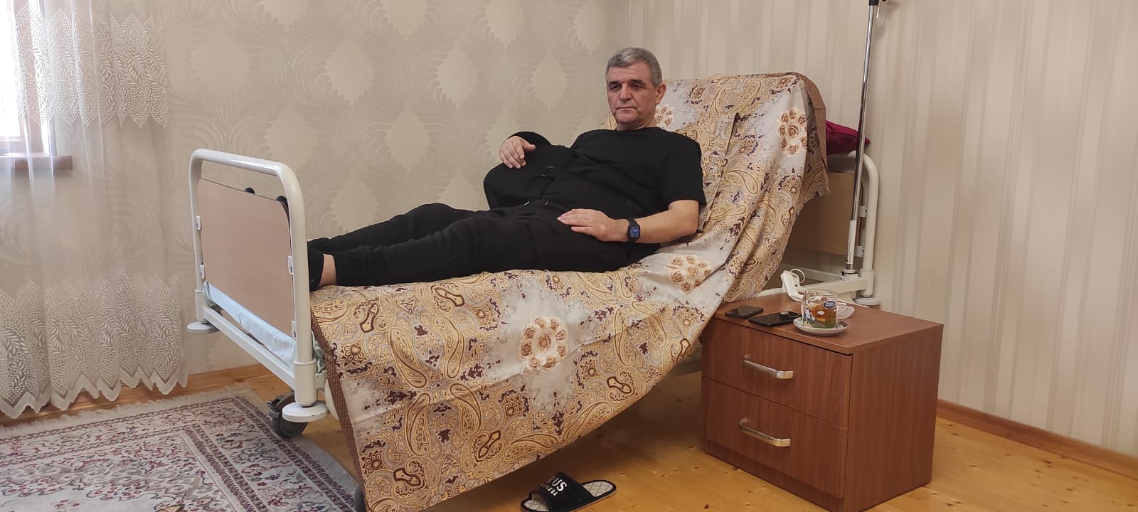 Fazil Mustafa evində belə qarşılandı - FOTO