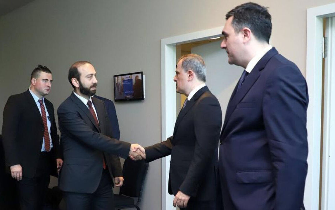 Mirzoyan Ceyhun Bayramovla görüşəcəyini açıqladı
