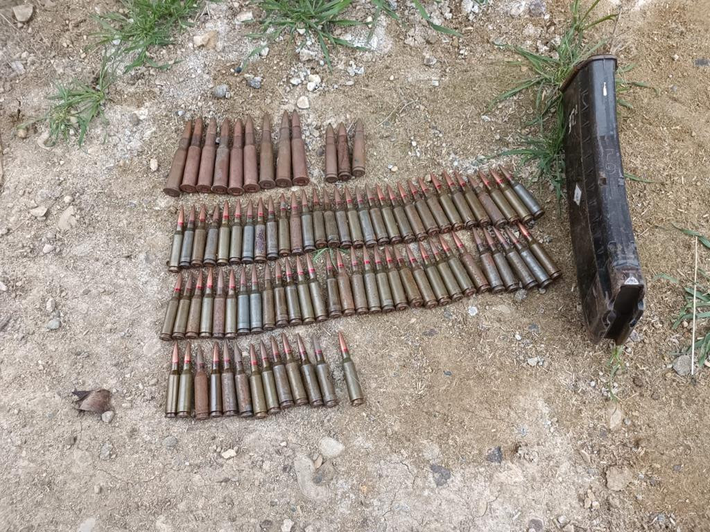 Fermadan xeyli sayda silah-sursat tapıldı - FOTO