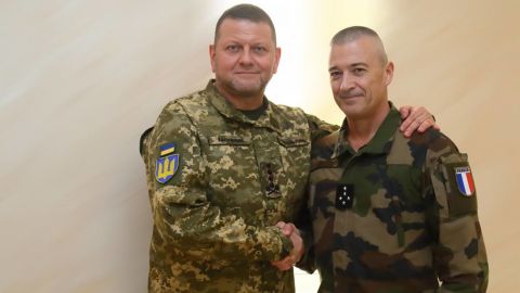 Fransalı general ilk dəfə Ukraynaya gəldi 