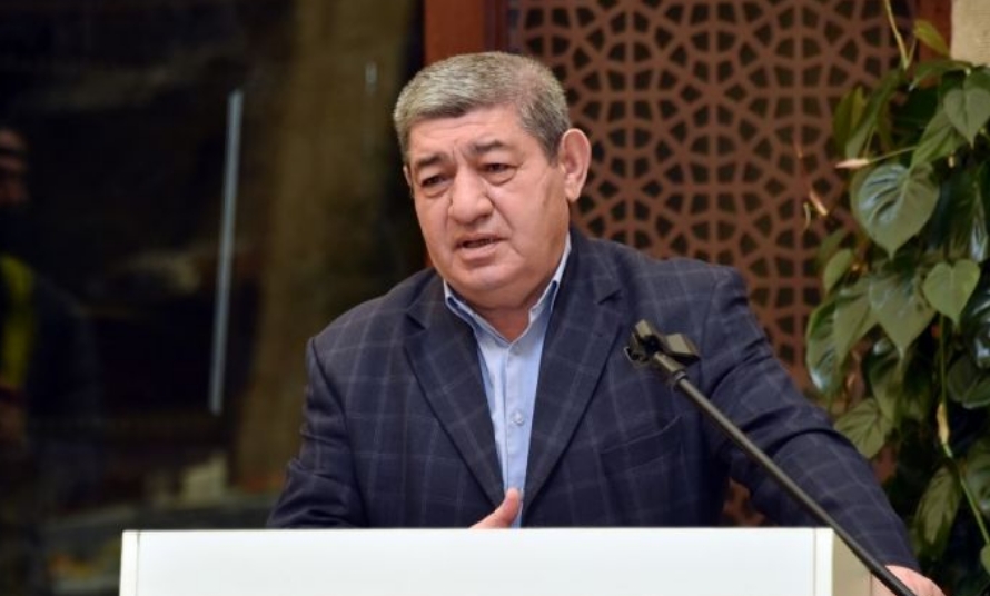 Peşəkar xəbər verə bilən aparıcılar çox azdır - Nizami Cəfərov