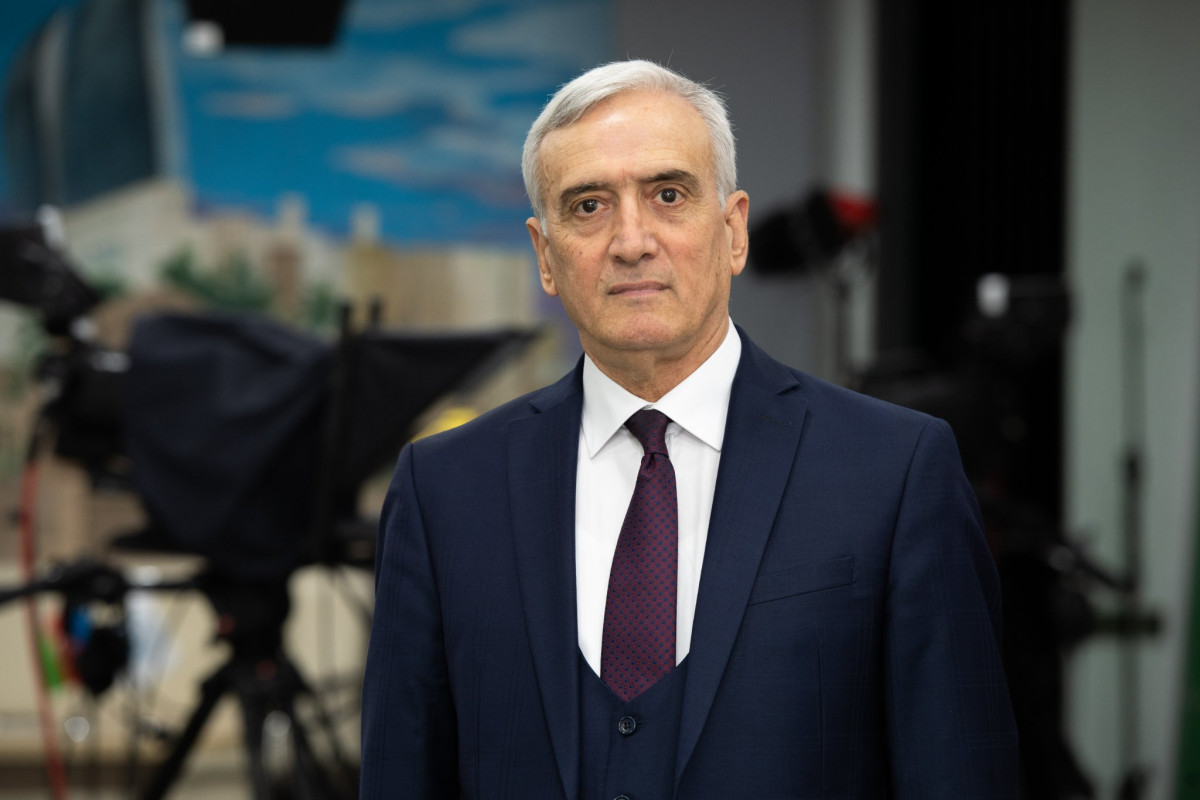 Ali Məhkəmənin mətbuat katibi işdən çıxdı