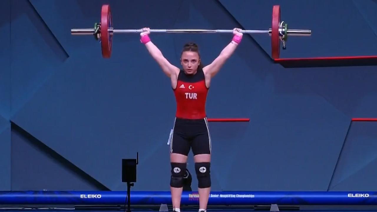 İrəvanda qızıl medal qazandı, Azərbaycana həsr etdi - VİDEO