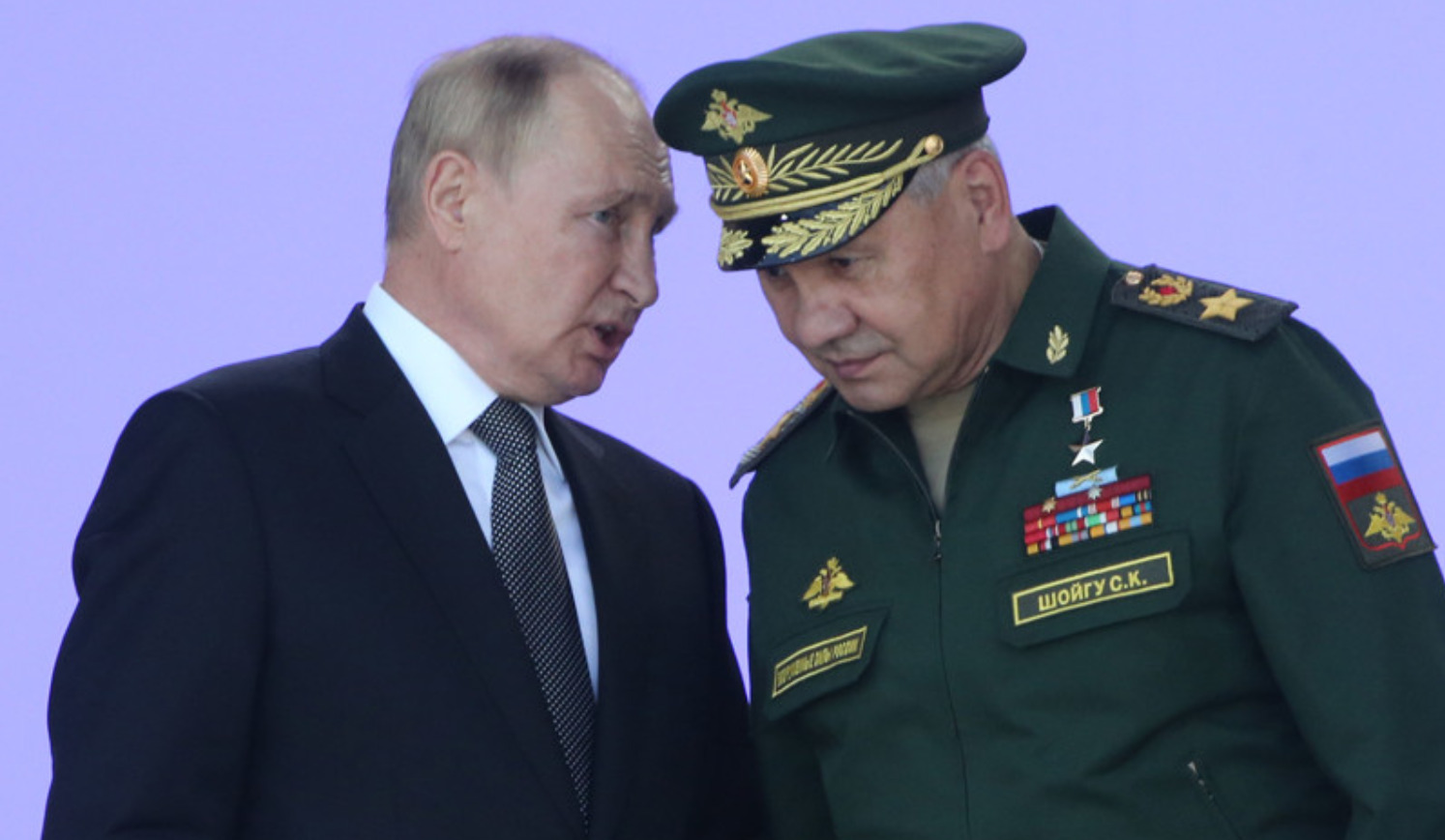 Putin Şoyqu ilə görüşdü