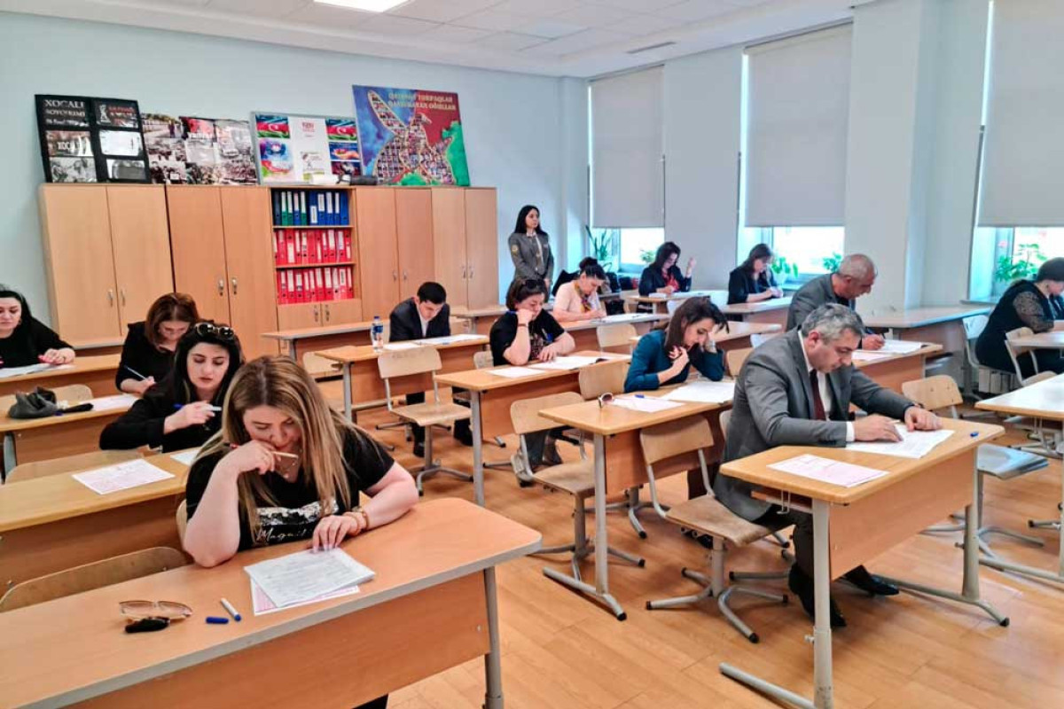 Bu məktəbin direktoru olmaq üçün 67 nəfər imtahan verdi