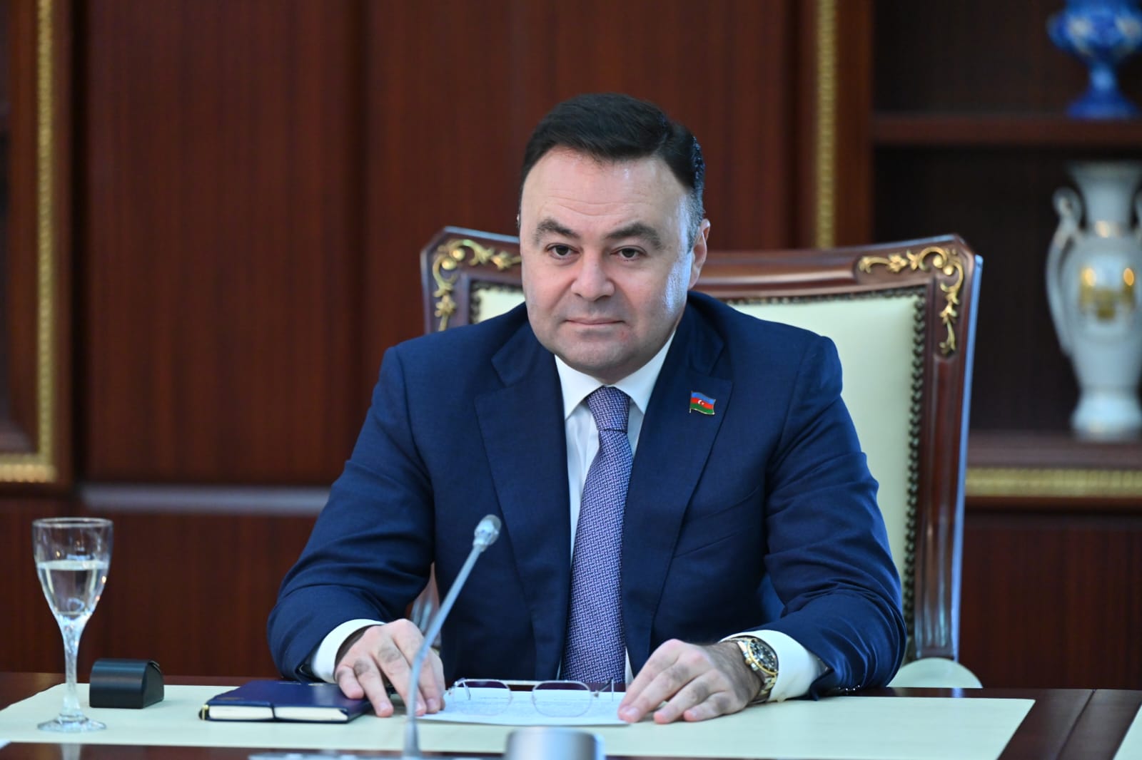 Bayraq yandırmaqla komfortlu illərə qayıtmaq mümkün deyil - Deputat