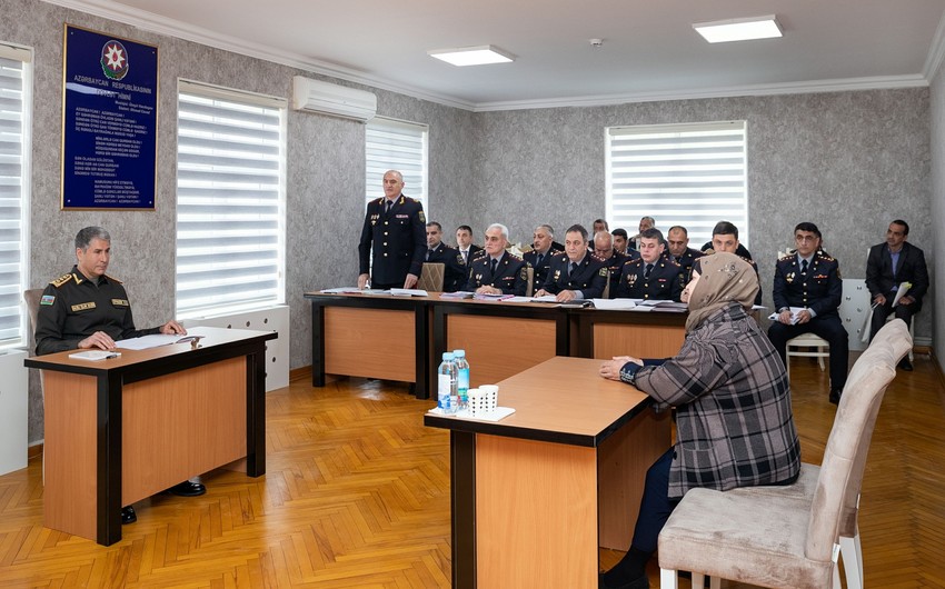 Vilayət Eyvazov Sabirabadda vətəndaşları qəbul edib