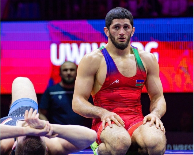 Millimizə növbəti medalı Maqomedov qazandırdı