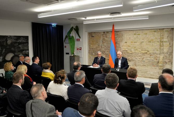 Ermənistan prezidenti Litvada Azərbaycandan danışdı