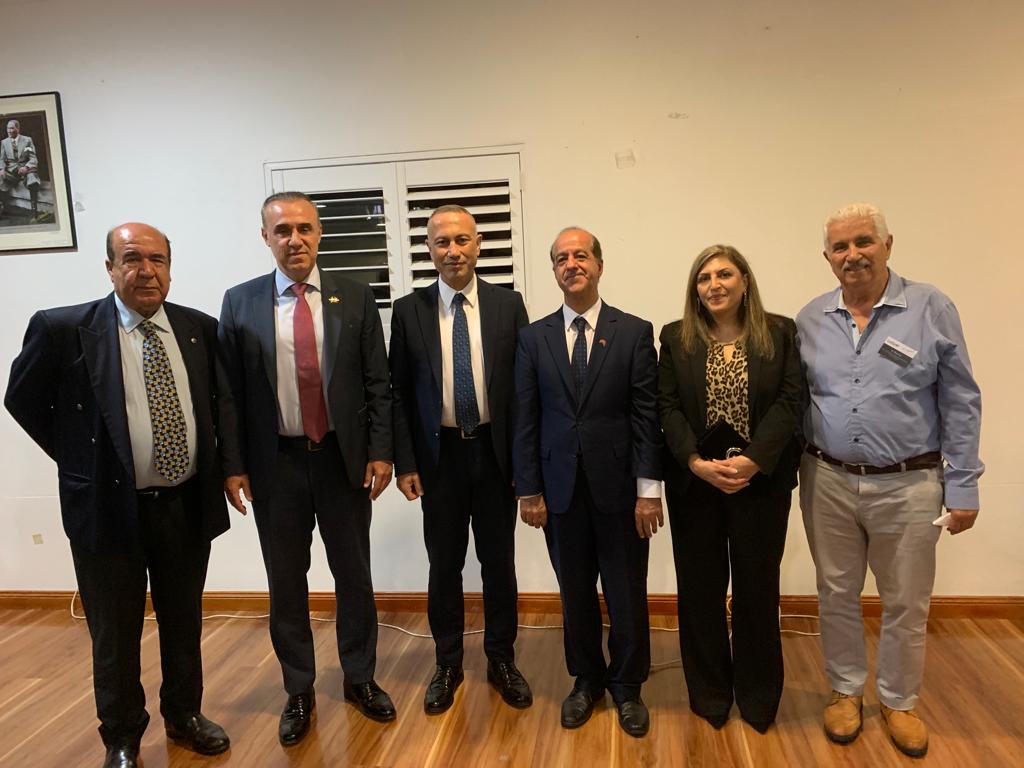 Avstraliyadakı soydaşlarımız Uels deputatları ilə görüşüb - FOTO