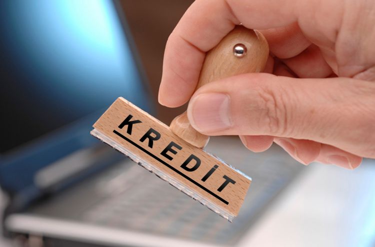Bankların kredit qoyuluşu 20 milyard manatı keçdi